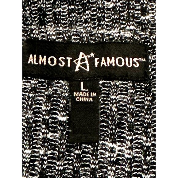 Almost Famous Black White Knit Strappy Front V Neck Thin Sweater Size Large - Picture 6 of 10